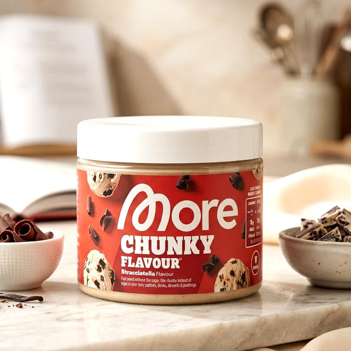 MORE Chunky Flavour Vanilla Perfection 150 g + Stracciatella 150 g – 2er Set Geschmackspulver mit Vanille & Schokolade, 300 g +Heartglobal Versandschutz