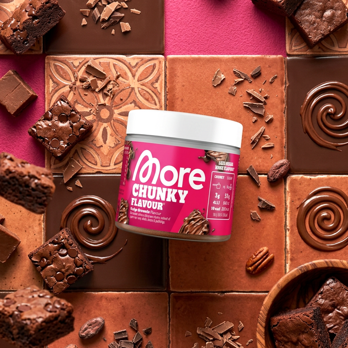 MORE Chunky Flavour Fudge Brownie 150 g – Geschmackspulver mit Brownie-Stückchen – Schokoladig & Süß