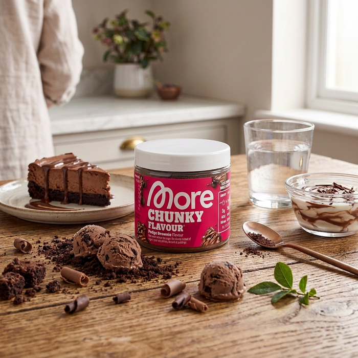 MORE Chunky Flavour Fudge Brownie 150 g – Geschmackspulver mit Brownie-Stückchen – Schokoladig & Süß