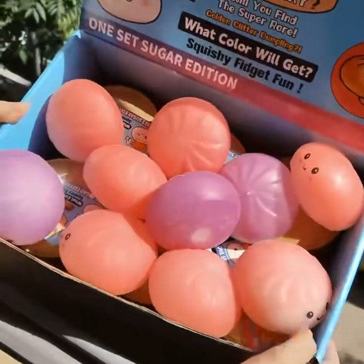 1 Stück UV-Farbwechsel Bun Squishy im Dampfkorb – 8,5 cm Überraschungsfarbe
